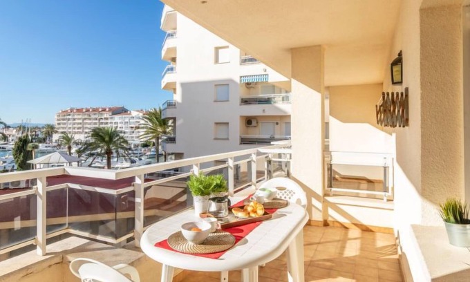 Empuriabrava Apartment | Club Nautic by Interhome