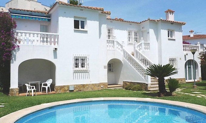 Molinell Apartment | Club Sevilla I by Interhome