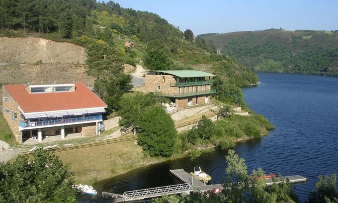 Taboada Hostel | COMPLEXO TURISTICO PONTE MOURULLE