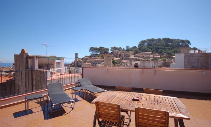Tossa de Mar Apartment | COZY APARTMENT NEAR TO THE CASTLE