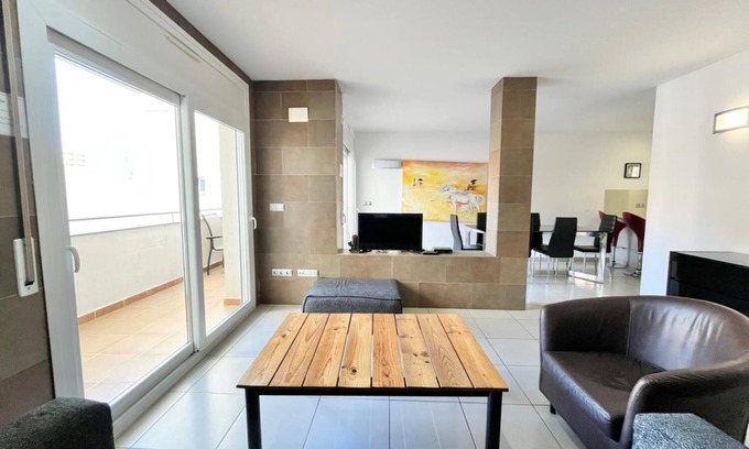 Santa Margarida Apartment | Drugstore B B - Three Bedroom Apartment, Sleeps 8