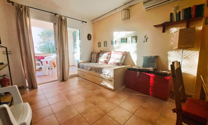 Es Pujols Apartment | Es Pujols: Apartment in a residence
