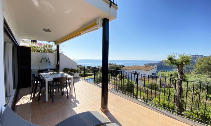 Aiguablava Apartment | Holiday rental apartment with swimming pool in Begur, Aiguablava