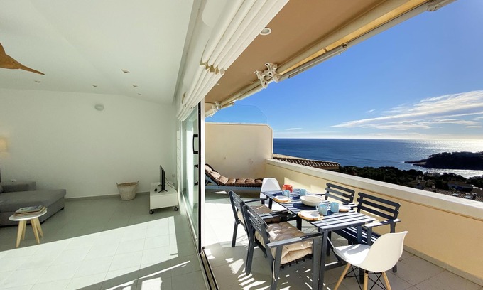 Aiguablava Apartment | Holiday rental apartment with swimming pool in Begur, Aiguablava