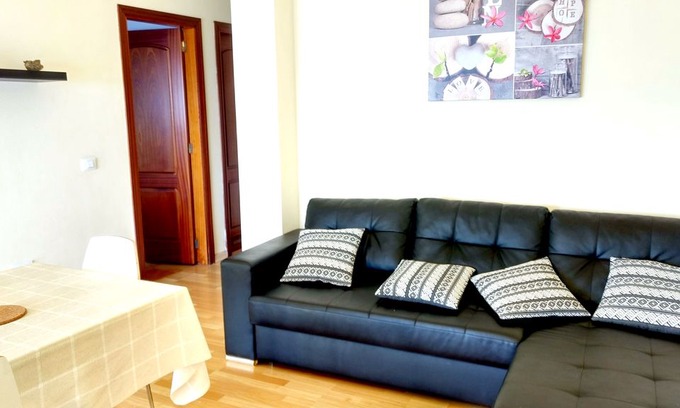 Tabaiba House | Homerez last minute deal - Spacious house with sea view and Wifi