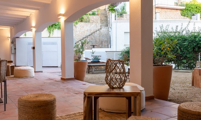 Tamariu Hostel | Hostal Es Niu de Tamariu