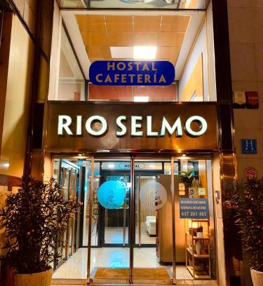 Ponferrada House | Hostal RIO SELMO