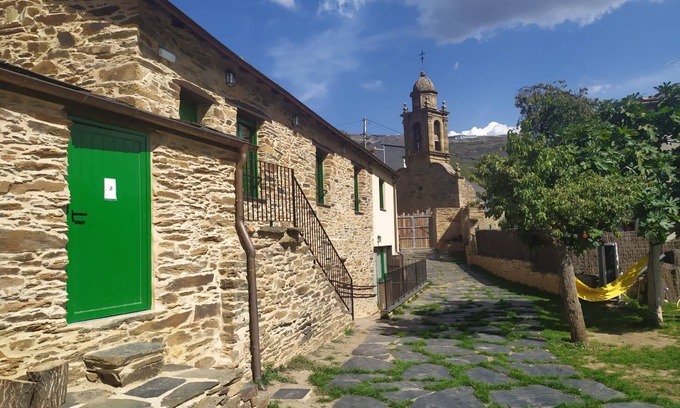 Carballeda de Valdeorras Hostel | Hostel ∙ 8 guests
