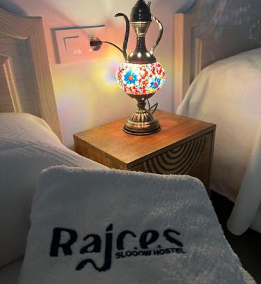 Las Nogueras House | Hostel Raíces