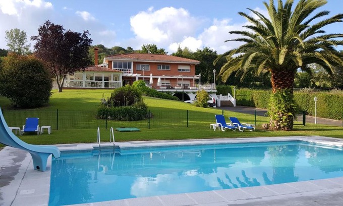 Ribadesella Hotel | Hotel Camping Ribadesella