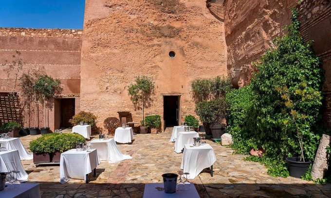 Manzanares Hostel | Hotel Castillo de Pilas Bonas