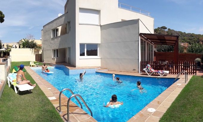 Canet de Mar House | House/Villa - Canet de Mar