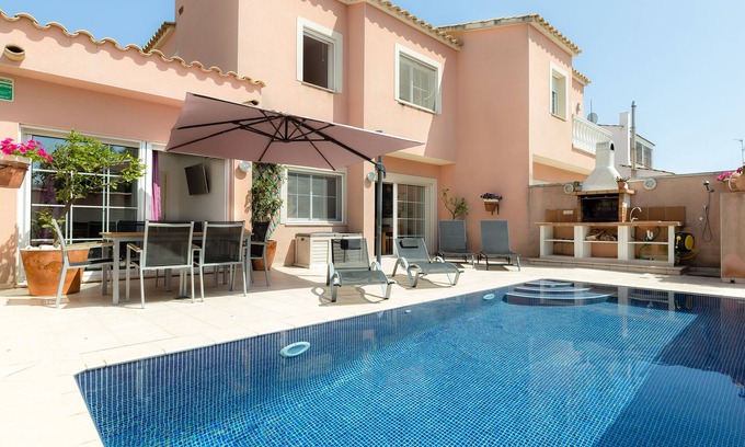 Castello d'Empuries House | House with private pool, large terrace, BBQ and FREE WIFI 15 min from the beach