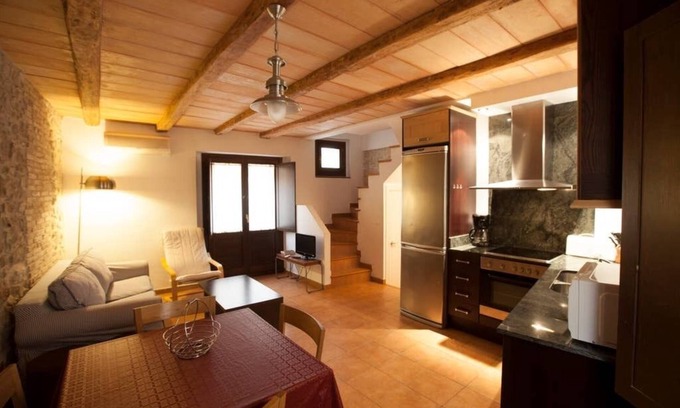 Palamos House | La Bella Lola Boutique Home