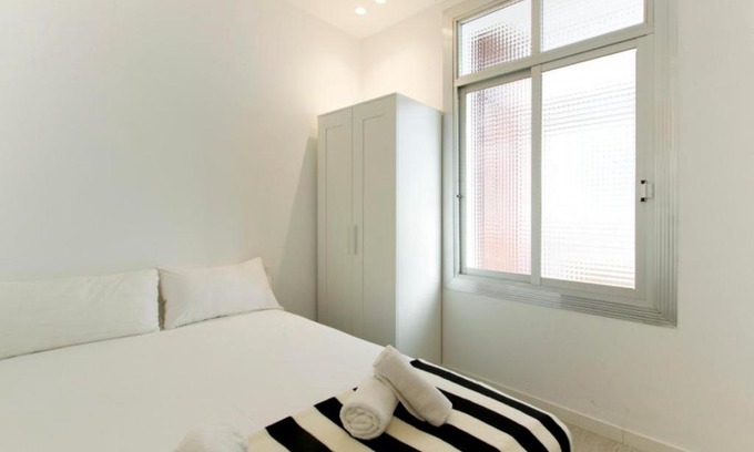 El Poble-sec Apartment | La Meva LLar Salva 65