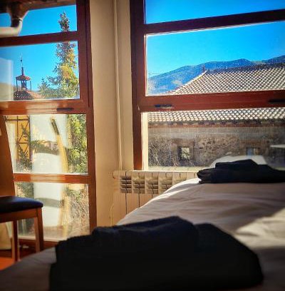 Canales de la Sierra Hostel | La Villa