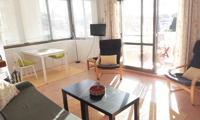 Torreblanca Apartment | Le pied. Charmant appartement lumineux et calme.