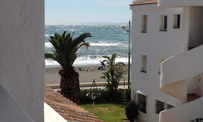 Torrox Costa Apartment | Luxury 3 bed apartment, on sea front, sleeps 6