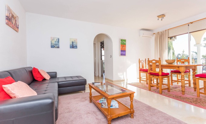 Torreblanca Apartment | Peaceful 2BR apt. with IPTV/WIFI/AC/POOL
