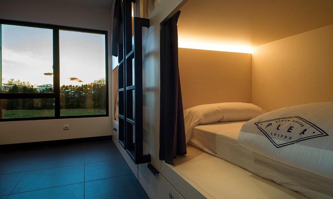 Loredo Hostel | Plea Beach House