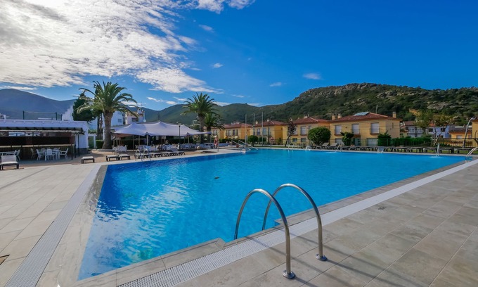 Roses Town Center Apartment | Rescator Resort 103 - Two Bedroom Apartment, Sleeps 6