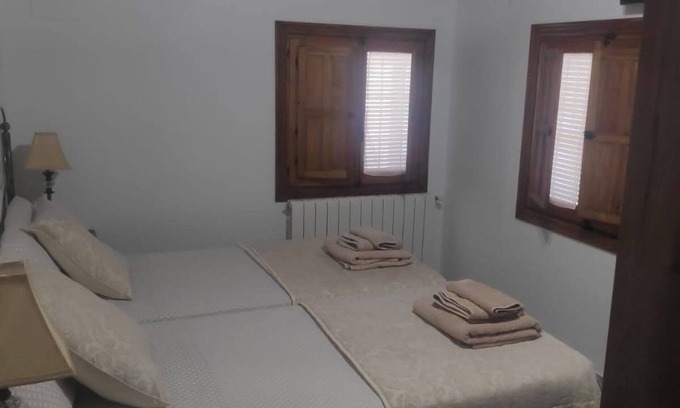 El Bonillo Ski Chalet | rural village house las zorizas