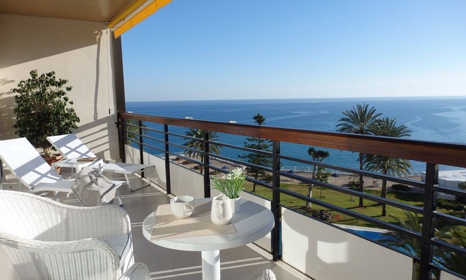 Carihuela Apartment | Santa clara Torre 2 Apartment