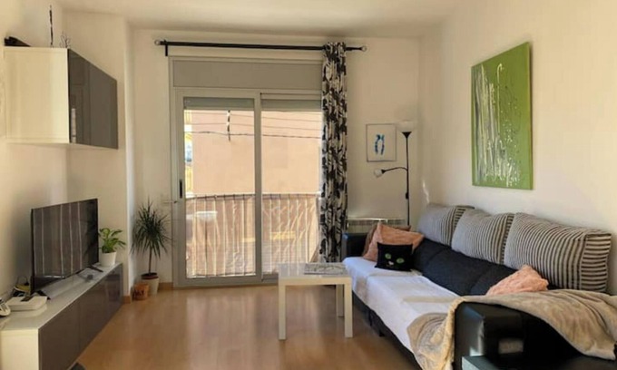 Terrassa Condo | Sunny Family Comfort. Parking and Wi-Fi