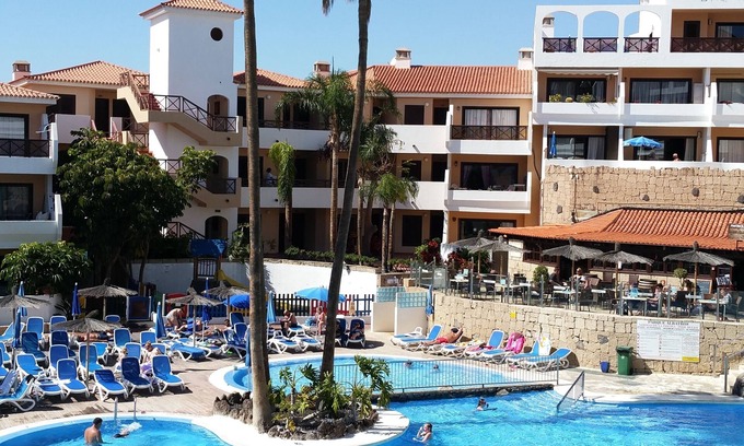 San Miguel de Abona Apartment | Tenerife South - Penthouse in tourist complex with heated pool and Wifi