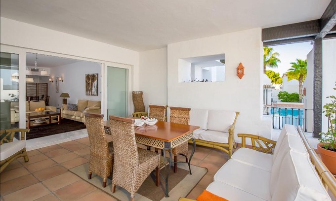 Carihuela Apartment | Torremolinos Apartment