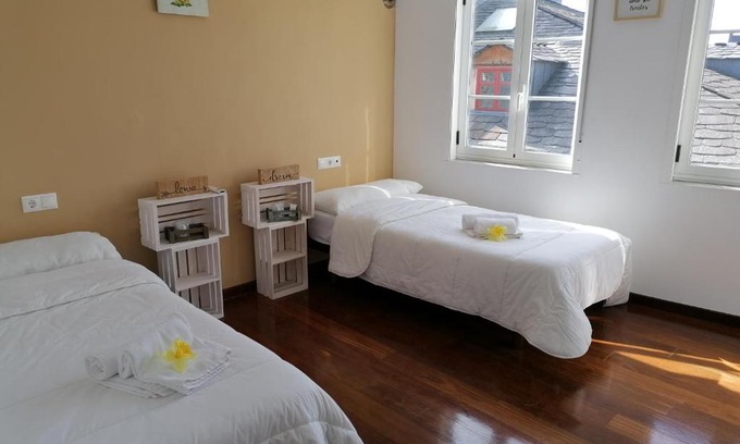 Lugo Hostel | Viatori