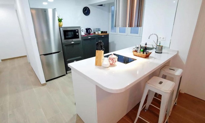 Granada City Center Apartment | Vico's Apartment By Cyn Centro Parking Free