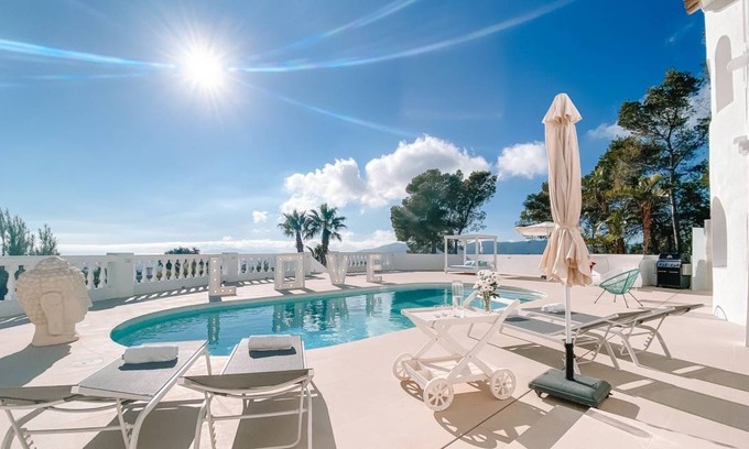 Can Furnet Villa | Villa ∙ 5 bedrooms ∙ 10 guests
