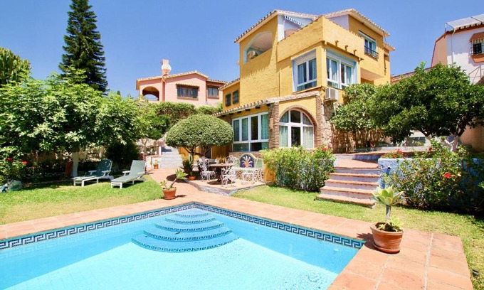 Benalmadena Villa | Villa Milana by Rafleys