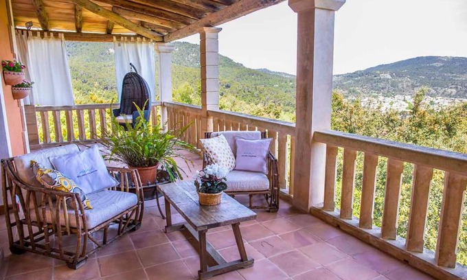 Esporles Villa | Villa with impressive views in Esporles