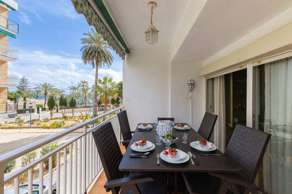 Dehesa de Campoamor Apartment | Cozy Haven by Fidalsa