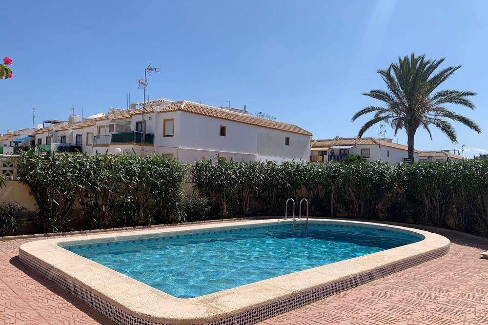 La Florida House | Urb La Florida House with private pool