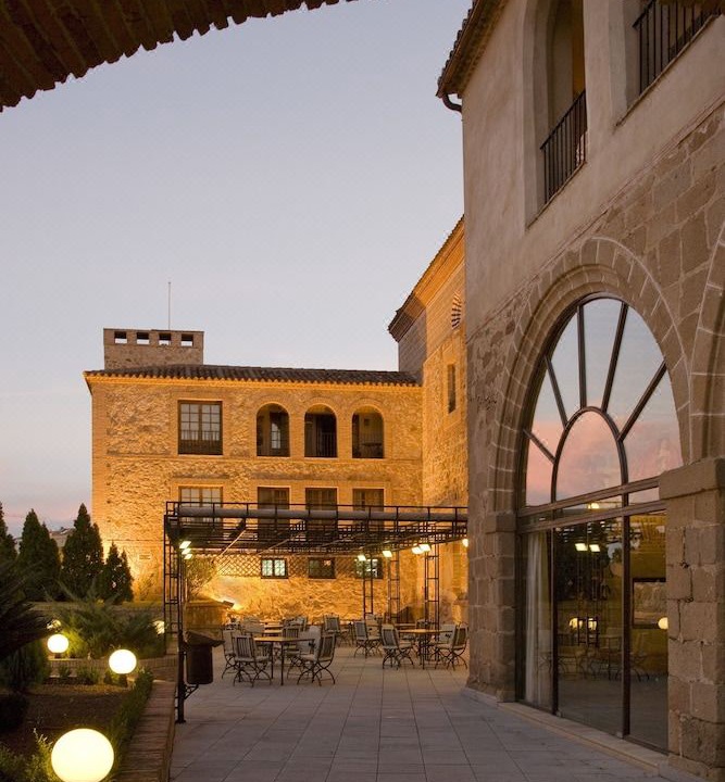 Photo of Buildings in Plasencia