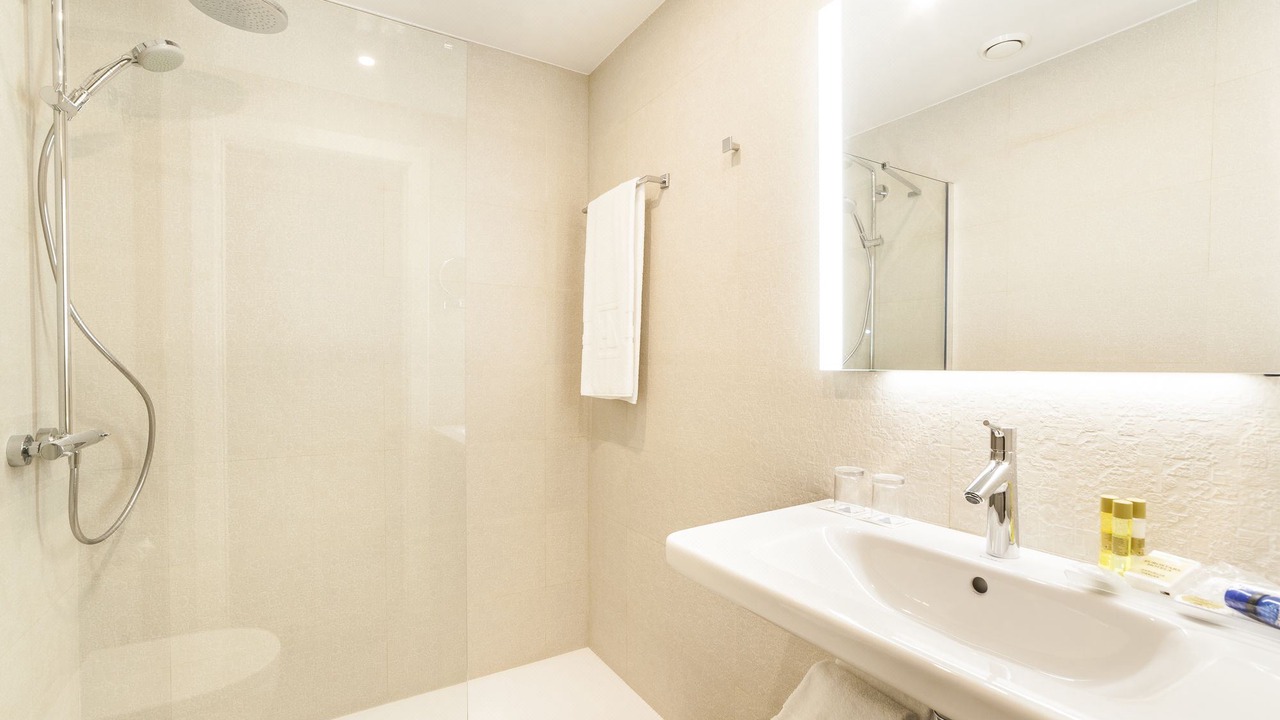 Photo of Bathroom in Calamayor