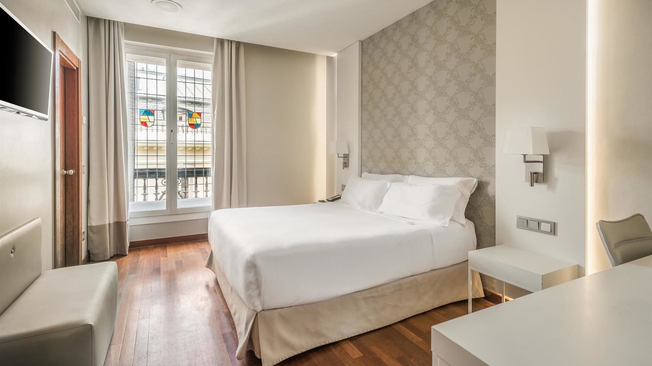 Photo of Bedroom in Trafalgar