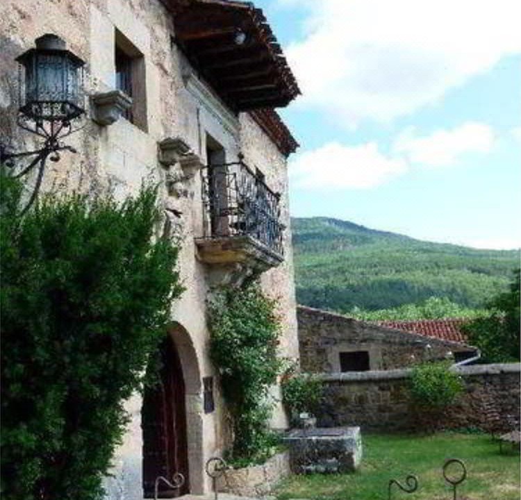 Photo of Buildings in Molinos de Duero