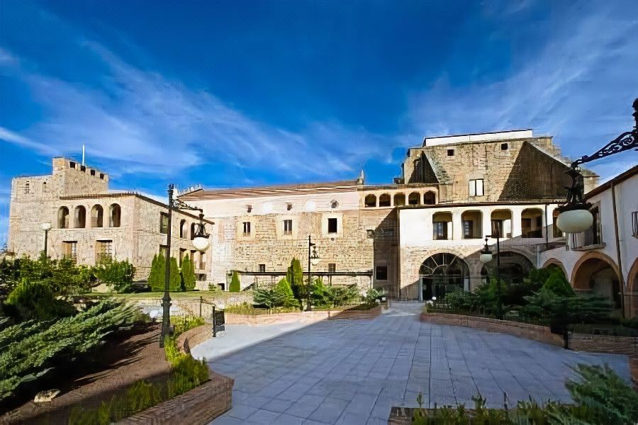 Photo of Buildings in Plasencia