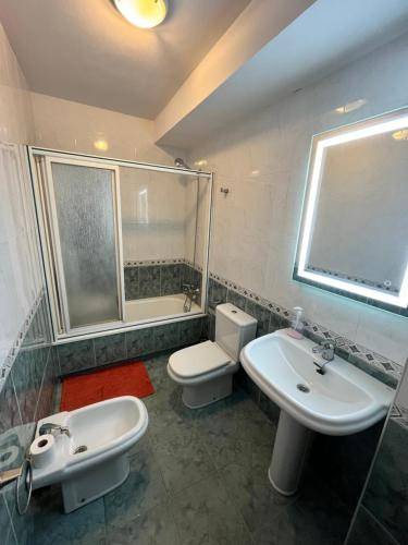 Photo of Bathroom in Padron