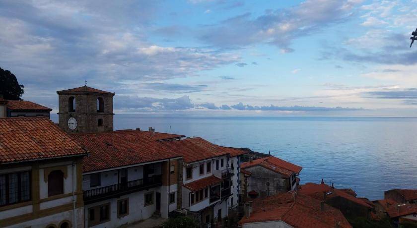 Photo of Others in Lastres
