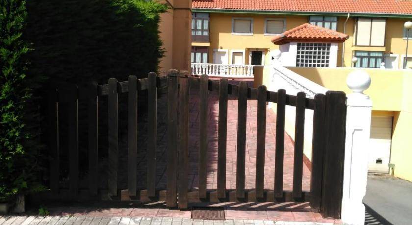 Photo of Others in Comillas