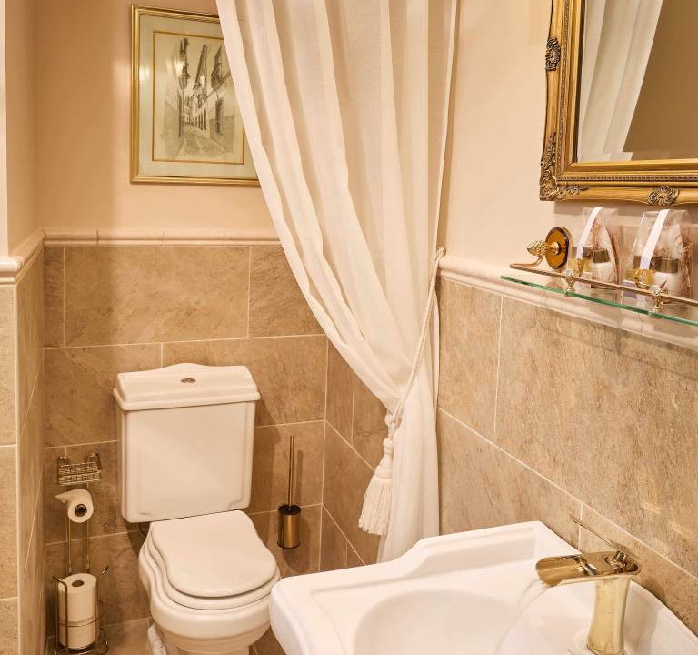Photo of Bathroom in Laguardia Old Town