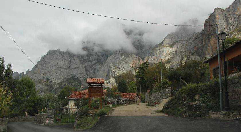 Photo of Others in Cremenes