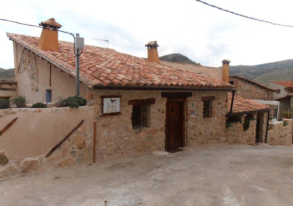 Photo of Buildings in Ejulve