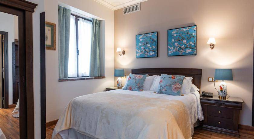 Photo of Bedroom in Onis