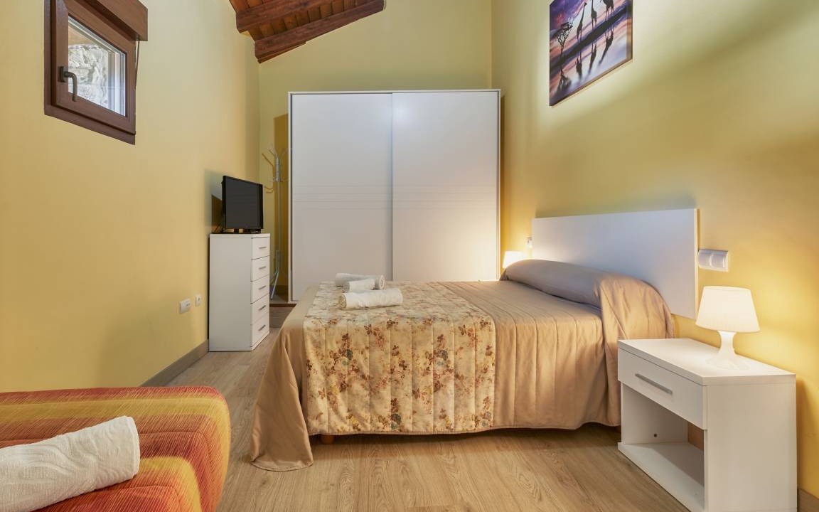 Photo of Bedroom in Puente de Domingo Florez